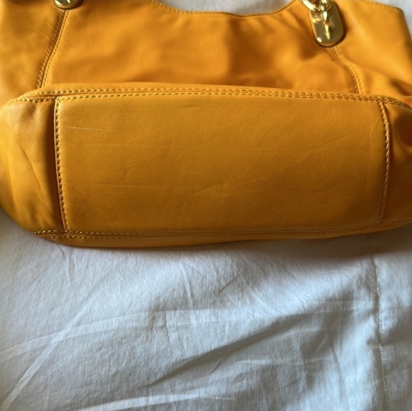Michael Kors Mustard Shoulder Bag - Picture 2 of 7